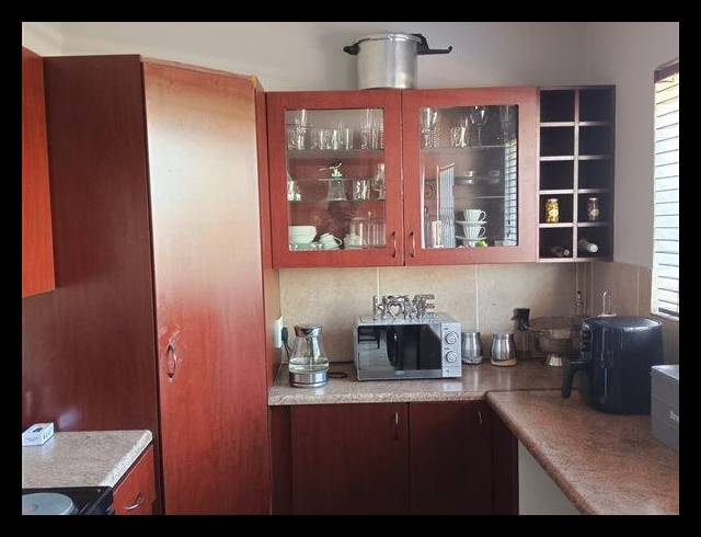 3 BEDROOM TOWNHOUSE FOR SALE IN GLEN MARAIS